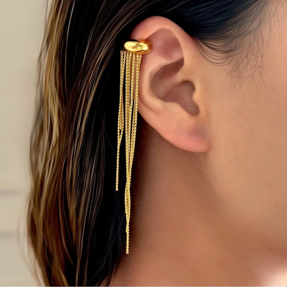 (A5) 18k gold plated Dangle Gold Ear Huggie